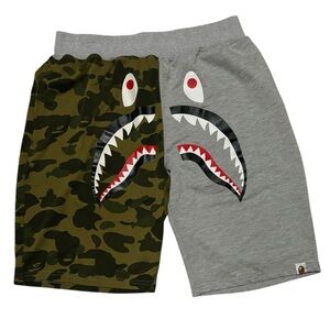 A Bathing Ape Split Camo SHARK Shorts BAPE Size 2XL Authentic
